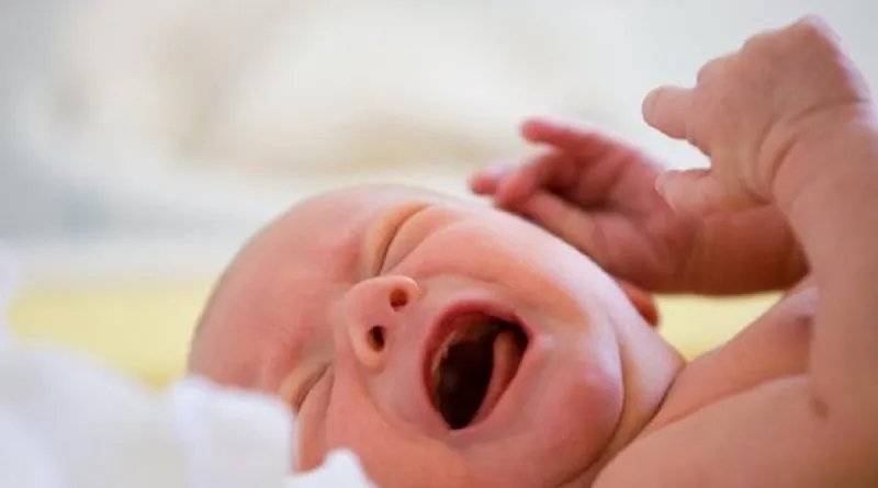 coliques-bebe-800x445