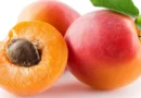 abricots_fond_blanc