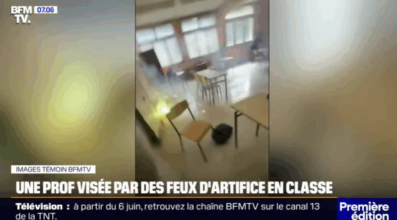 feux d'artifice en plein cours