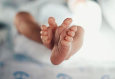 Bébé testé positif à la cocaïne à Béziers un drame familial qui soulève l’alerte sociale