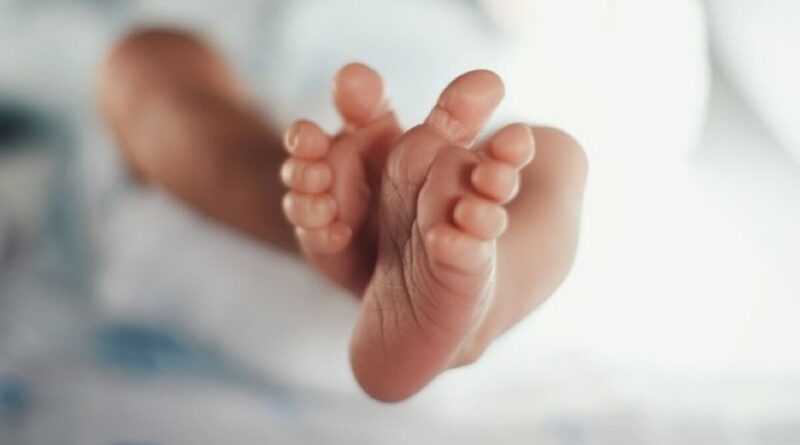 Bébé testé positif à la cocaïne à Béziers un drame familial qui soulève l’alerte sociale