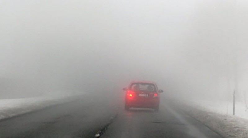 voiture brouillard