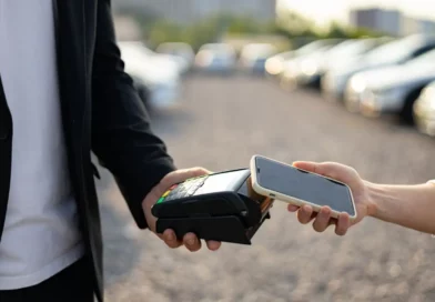 2322858 w1500h843c1cx640cy360cxt0cyt0cxb1280cyb720