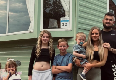 Un jeune Belge vient tout juste d’épouser une magnifique jeune femme. Le lendemain matin, ses amis le croisent par hasard et lui lancent « Alors, cette nuit de noces, ça a donné quoi » « Oh, je