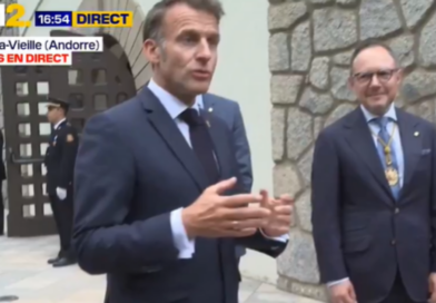 Un jeune Belge vient tout juste d’épouser une magnifique jeune femme. Le lendemain matin, ses amis le croisent par hasard et lui lancent « Alors, cette nuit de noces, ça a donné quoi » « Oh, je