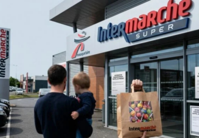 Un jeune Belge vient tout juste d’épouser une magnifique jeune femme. Le lendemain matin, ses amis le croisent par hasard et lui lancent « Alors, cette nuit de noces, ça a donné quoi » « Oh, je