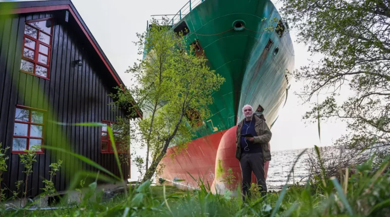 Container+ship+runs+aground+in+Trondheimsfjord-2iL3GHHK