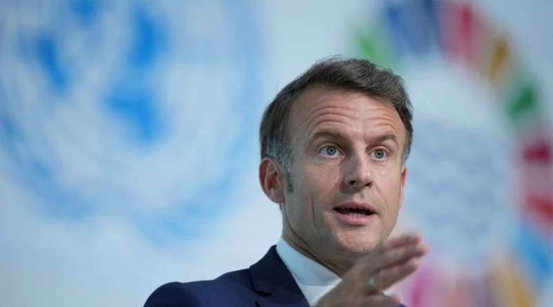 Interdiction des réseaux sociaux avant 15 ans : Macron frappe un grand coup après le drame de Nogent