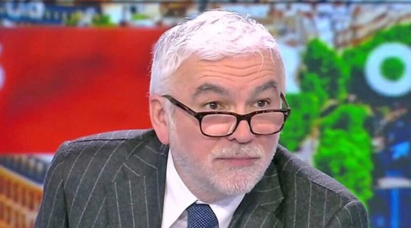 Pascal Praud Ce que dévoile un proche sur son vrai caractère en dehors du plateau