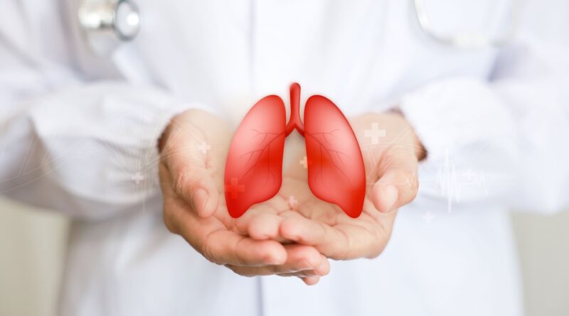 Le symptôme méconnu du cancer du poumon qui touche 1 personne sur 4 non fumeuse
