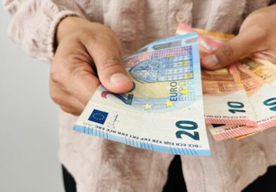 salaire minimum pour partir en vacances en france