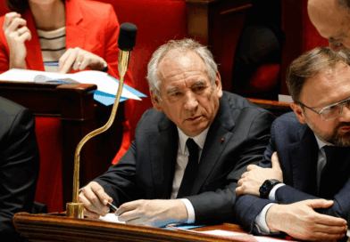 Budget 2026 69 % des Français veulent la dissolution après le rejet de Bayrou