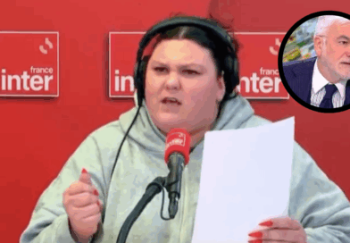 moque public pascal praud