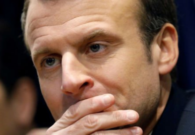 Un jeune Belge vient tout juste d’épouser une magnifique jeune femme. Le lendemain matin, ses amis le croisent par hasard et lui lancent « Alors, cette nuit de noces, ça a donné quoi » « Oh, je